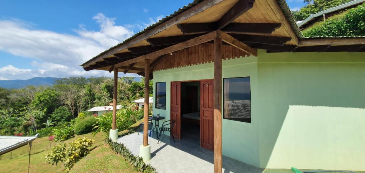 Ballena Paraiso Lodge 우비타 외부 사진