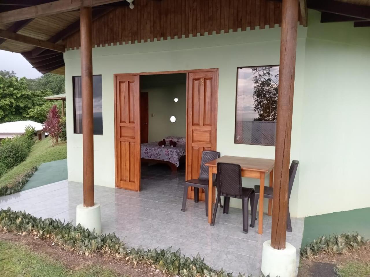 Ballena Paraiso Lodge 우비타 외부 사진