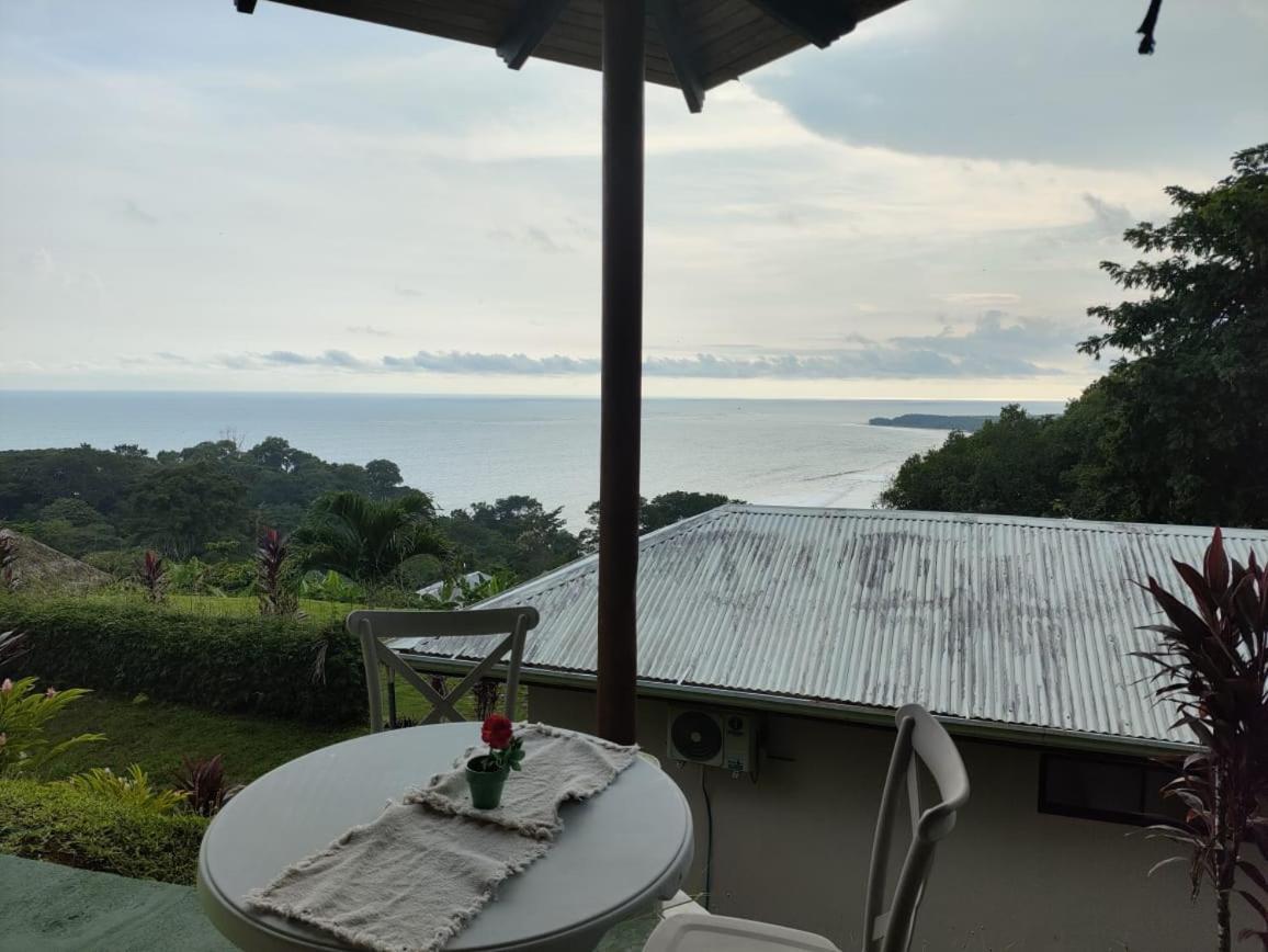 Ballena Paraiso Lodge 우비타 외부 사진