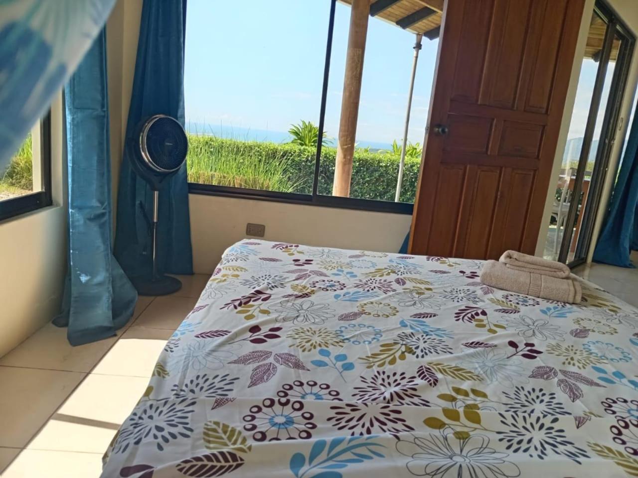 Ballena Paraiso Lodge 우비타 외부 사진