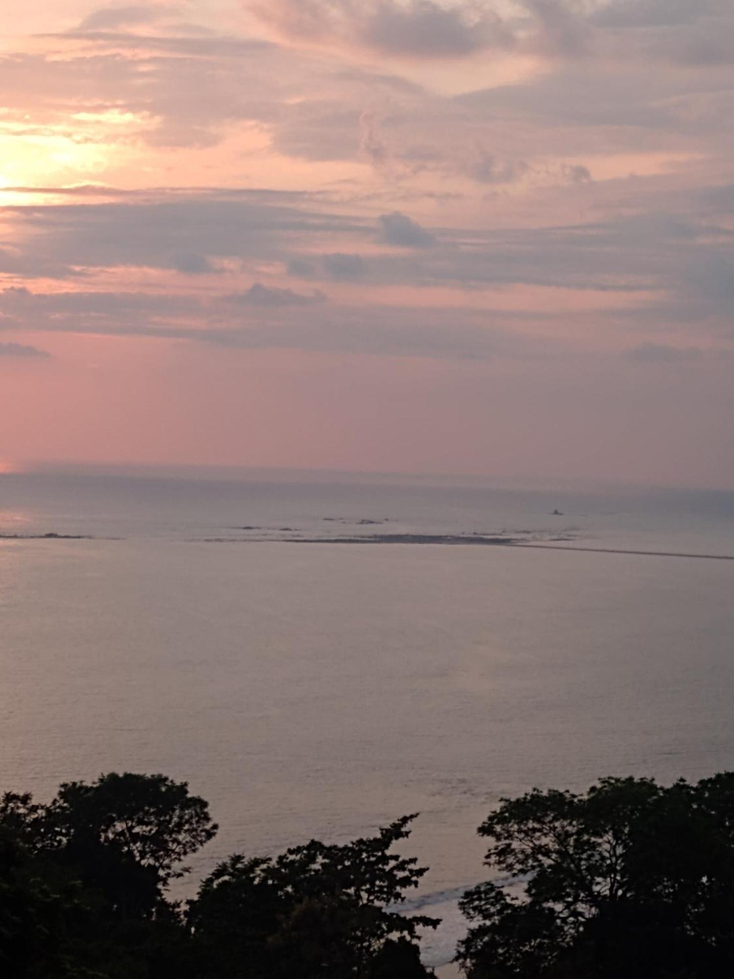 Ballena Paraiso Lodge 우비타 외부 사진
