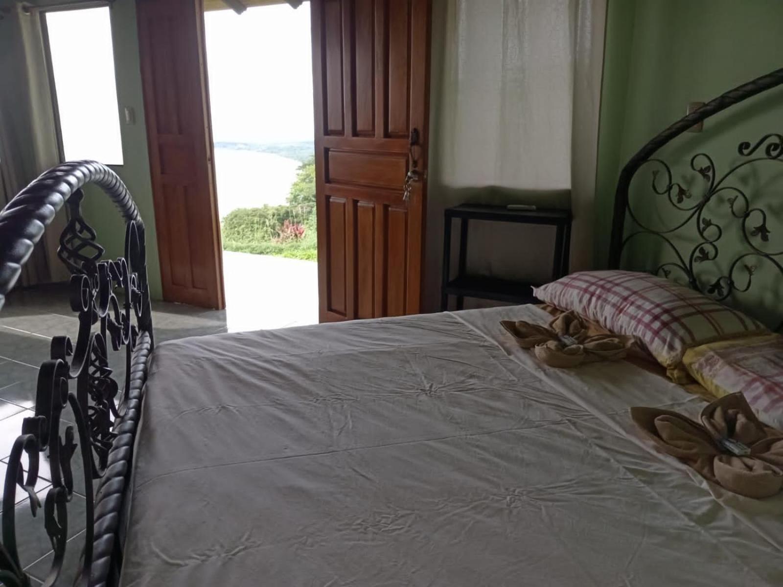 Ballena Paraiso Lodge 우비타 외부 사진